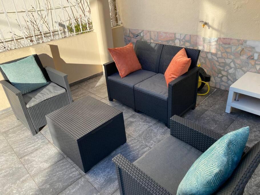 Cozy Surf House Villa Charneca  Ngoại thất bức ảnh